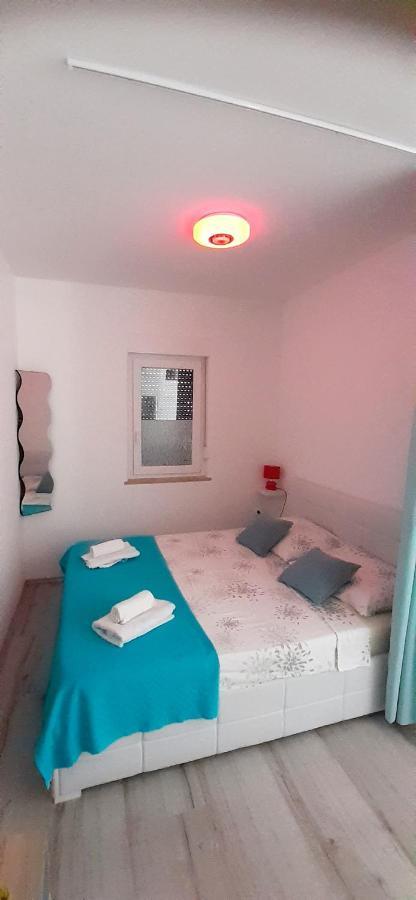 Lennida Studio Apartman With Free Parking Kavran Экстерьер фото