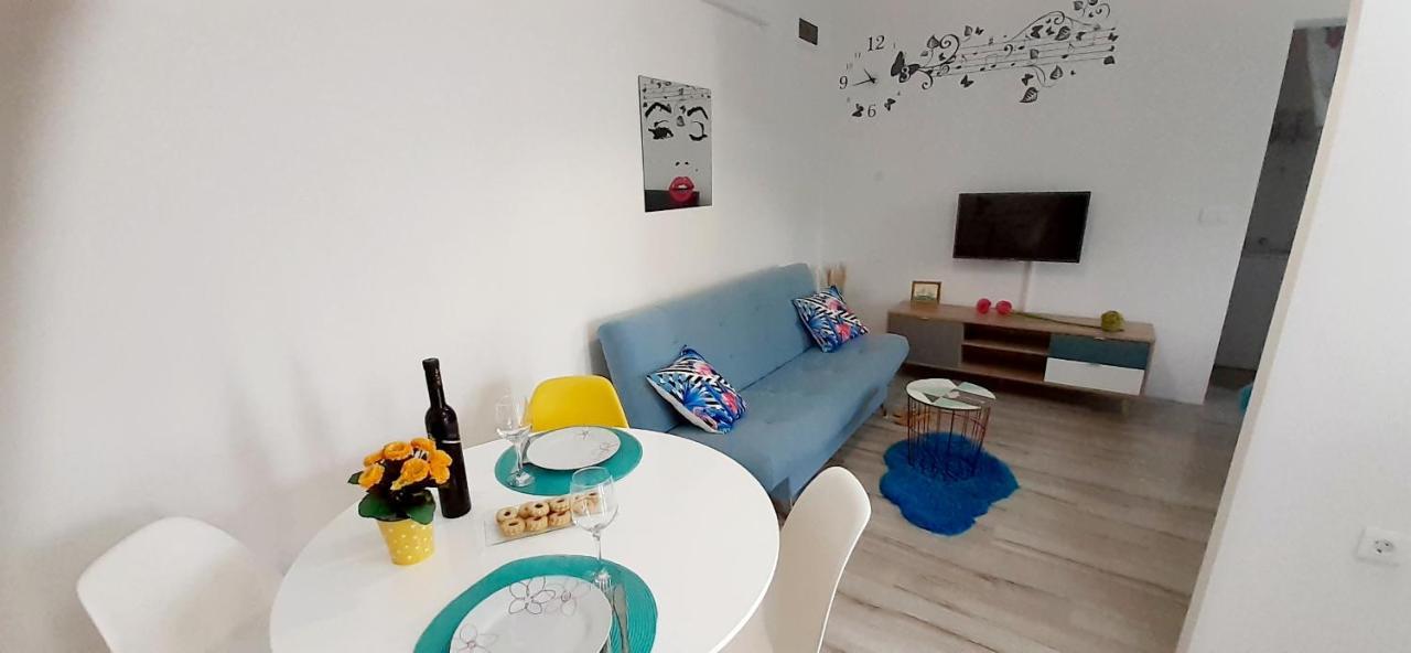 Lennida Studio Apartman With Free Parking Kavran Экстерьер фото