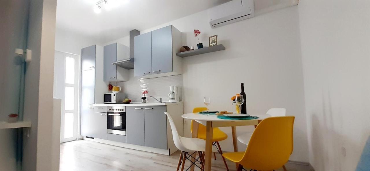Lennida Studio Apartman With Free Parking Kavran Экстерьер фото