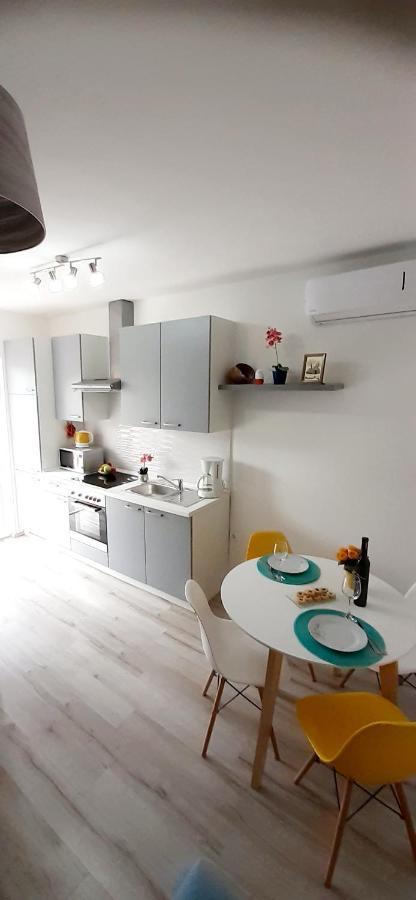 Lennida Studio Apartman With Free Parking Kavran Экстерьер фото