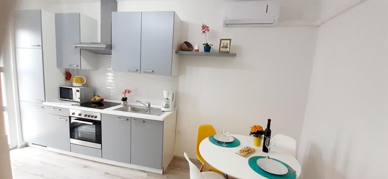 Lennida Studio Apartman With Free Parking Kavran Экстерьер фото