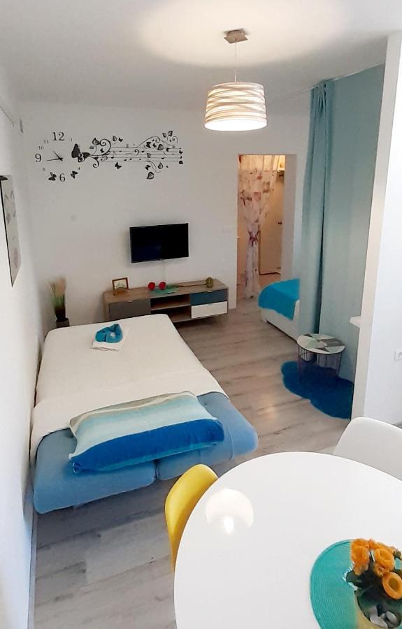 Lennida Studio Apartman With Free Parking Kavran Экстерьер фото