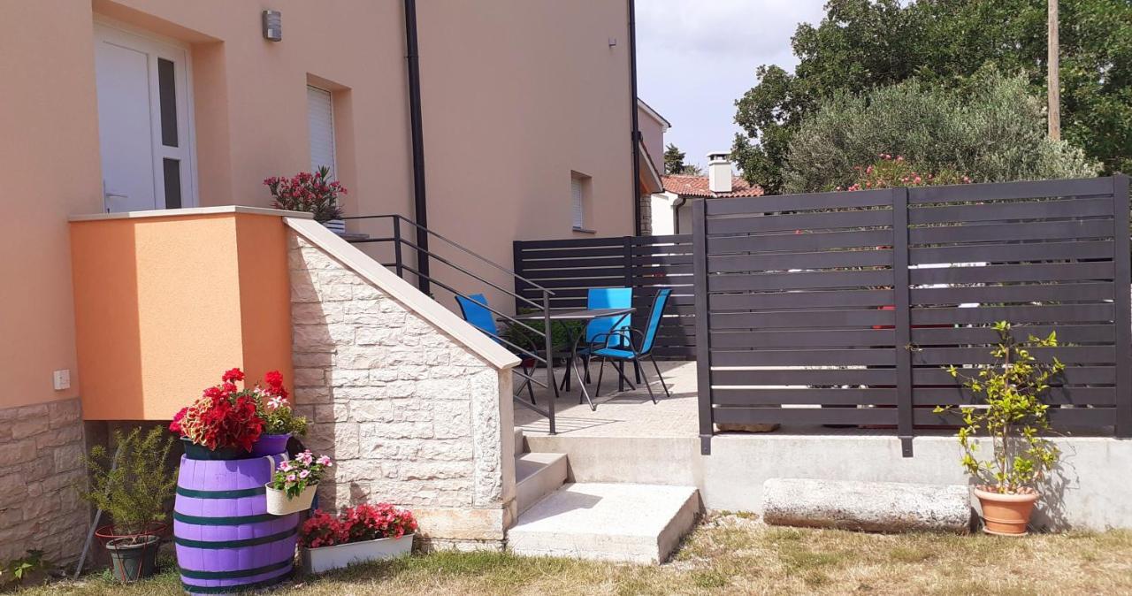 Lennida Studio Apartman With Free Parking Kavran Экстерьер фото